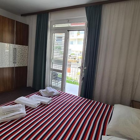 Studio Apartment Boksic 믈리니 외부 사진