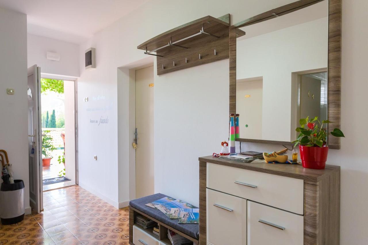 Studio Apartment Boksic 믈리니 외부 사진